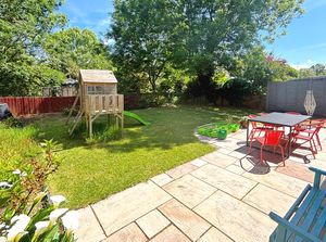 Photo 8- click for photo gallery